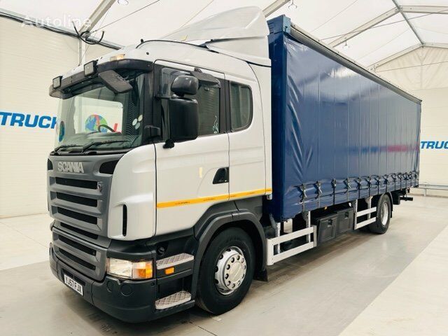 Scania R270 curtainsider truck