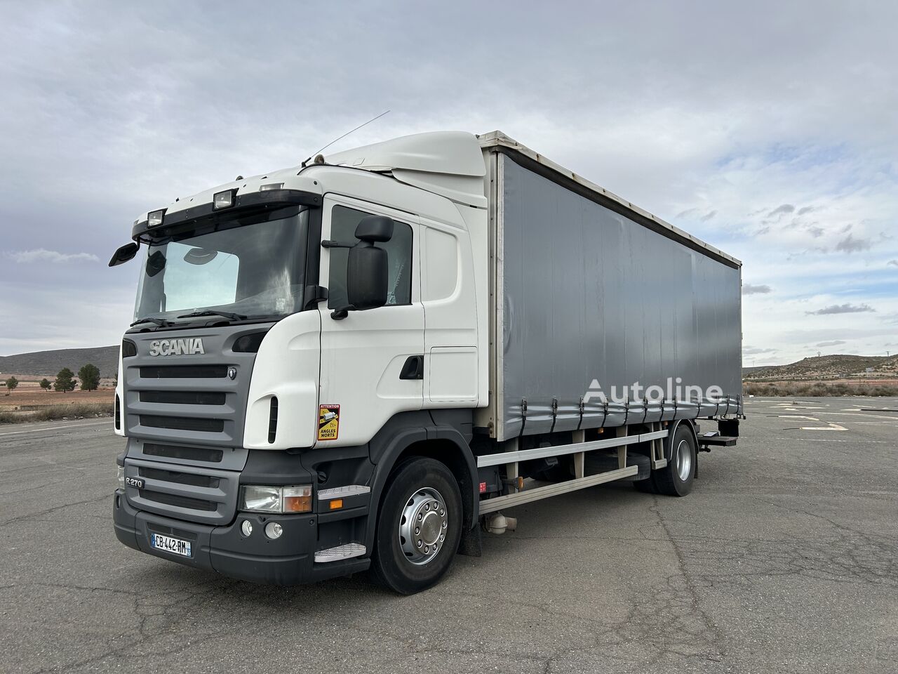 Tovornjak s pomične zavese Scania R270 - Autoline