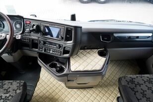 Camion rideaux coulissants Scania S 450 / FIRANKA 7,7 M / 60 M3 / SOLÓWKA / 6X2 / OŚ PODNOSZONA / à vendre - Image 35 | Autoline BE Camion rideaux coulissants Scania S 450 / FIRANKA 7,7 M / 60 M3 / SOLÓWKA / 6X2 / OŚ PODNOSZONA / | Image 35 - Autoline