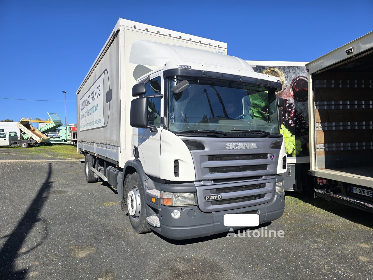 Scania p 270 curtainsider truck