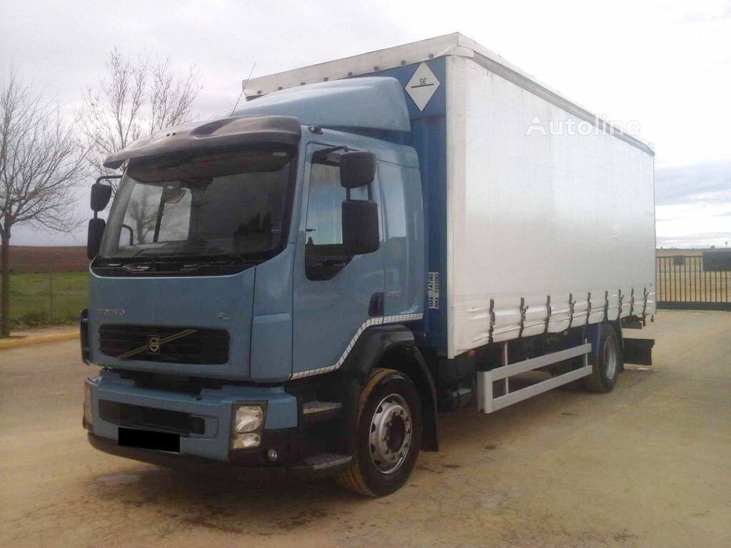 camion rideaux coulissants Volvo FL 240