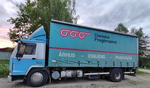 Volvo FL10 curtainsider truck