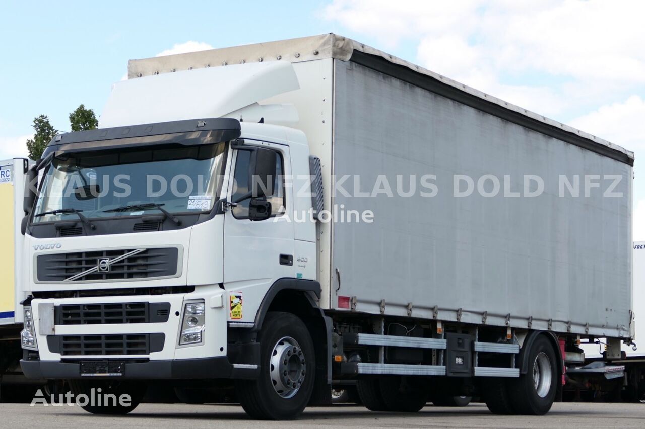 nákladne vozidlo s posuvnou plachtou Volvo FM 300