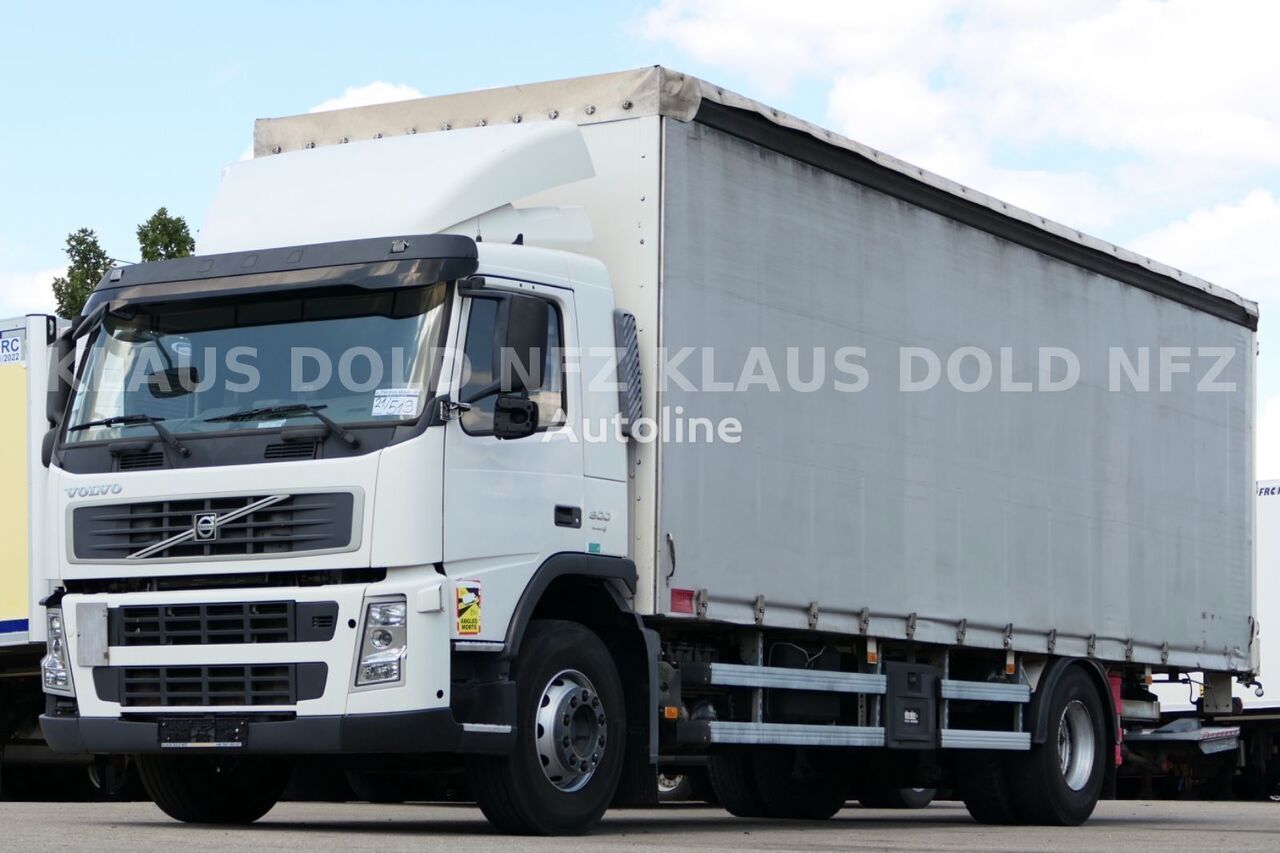 camião com lona deslizante Volvo FM 300