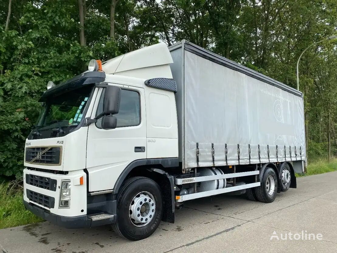 Volvo FM 300 kamion sa kliznom ceradom