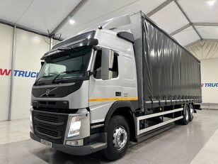 k&uuml;lgkardinaga veok Volvo FM 330
