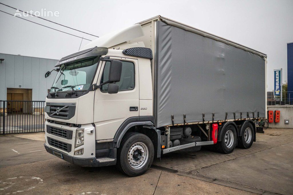 ciężarówka firanka Volvo FM 330-6x2-E5+10 pneus/tires