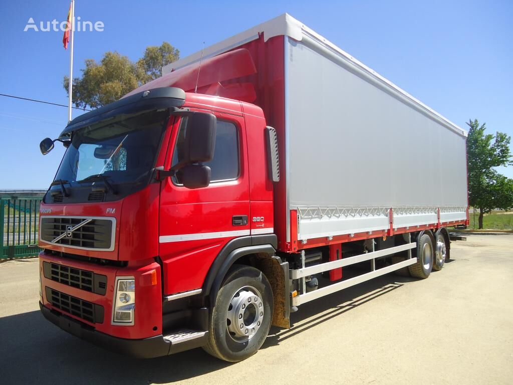 شاحنة ذات أغطية جانبية Volvo FM 380