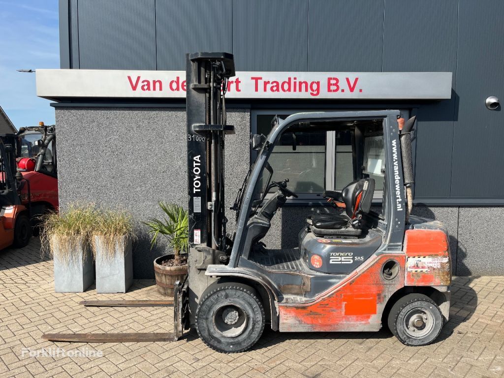 8FDF28 8FDF25 heftruck triplo600 freelift sideshift forkposition diesel forklift