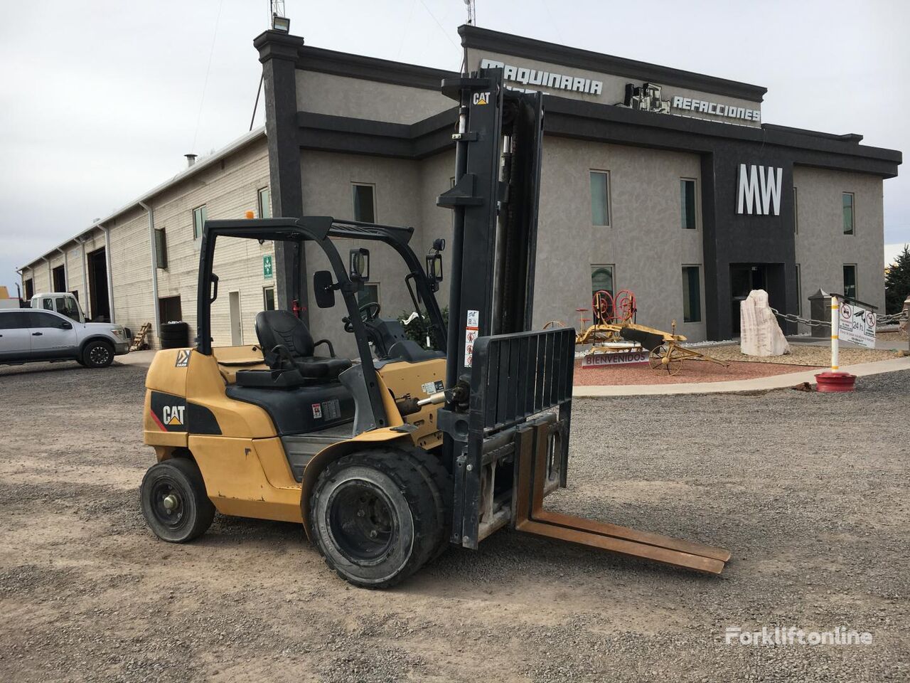 chariot élévateur diesel Caterpillar DP40N1