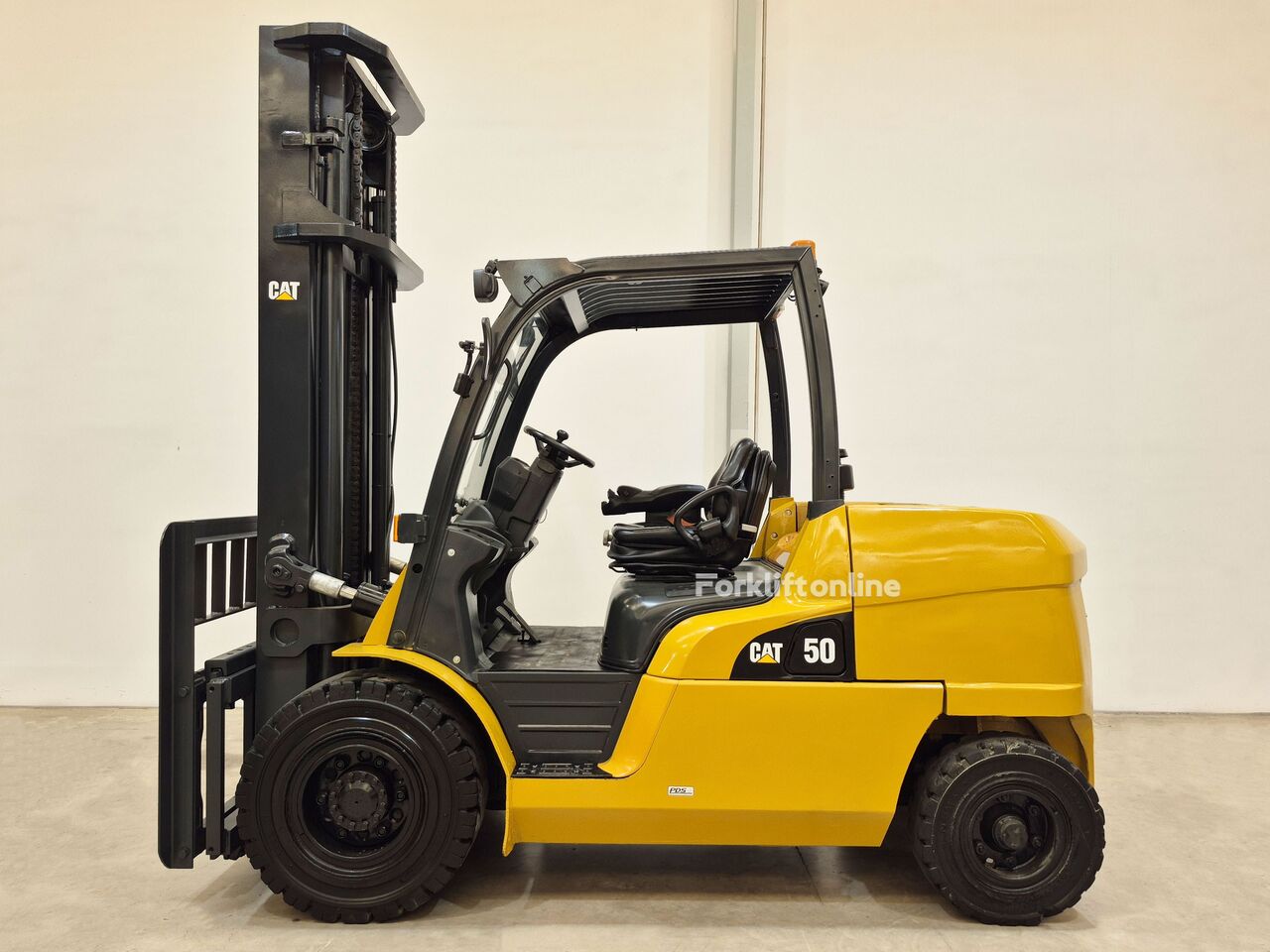 Caterpillar DP50NB diesel forklift for sale | Forkliftonline NG Caterpillar DP50NB diesel forklift - Forkliftonline