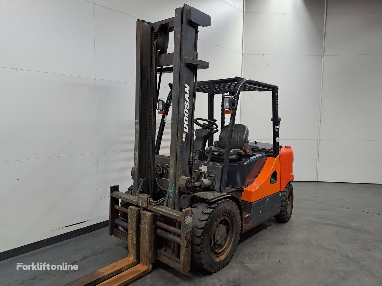 Doosan D40SC-5 diesel forklift