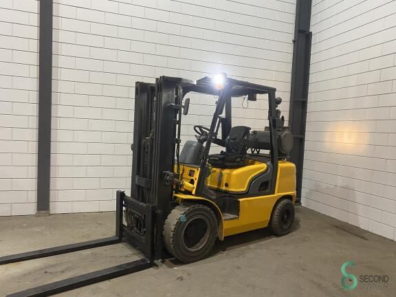 Hyundai 33D-7E diesel forklift