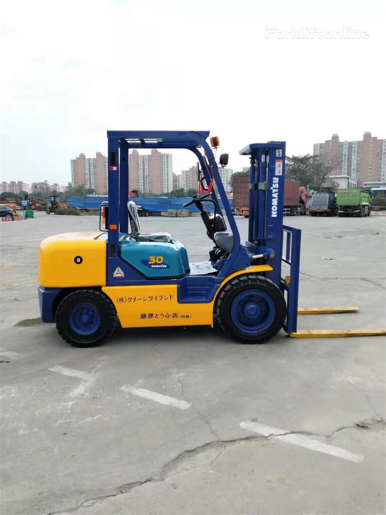 Komatsu FD30 diesel forklift