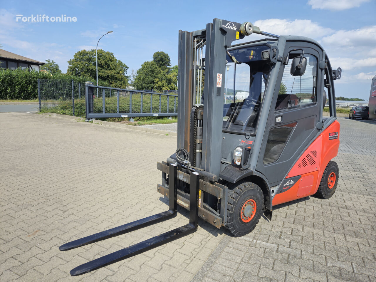 Linde H25D-02 diesel forklift