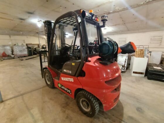 Manitou M254 diesel forklift