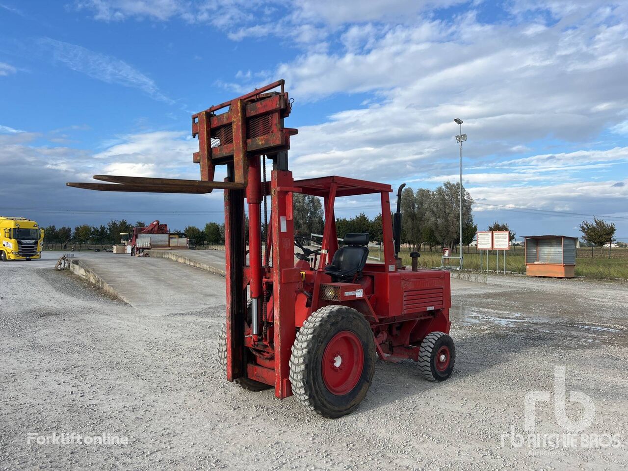 дизельный погрузчик Manitou MCE 250