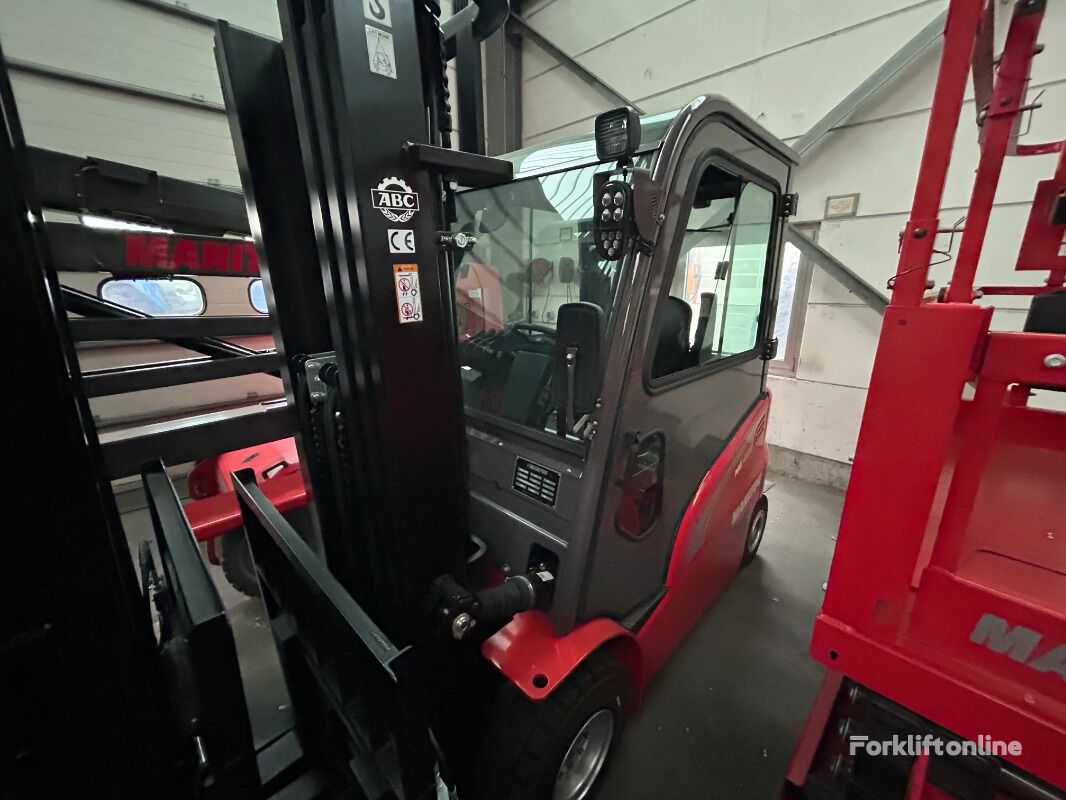 لیفتراک دیزلی Manitou ME 425 جدید