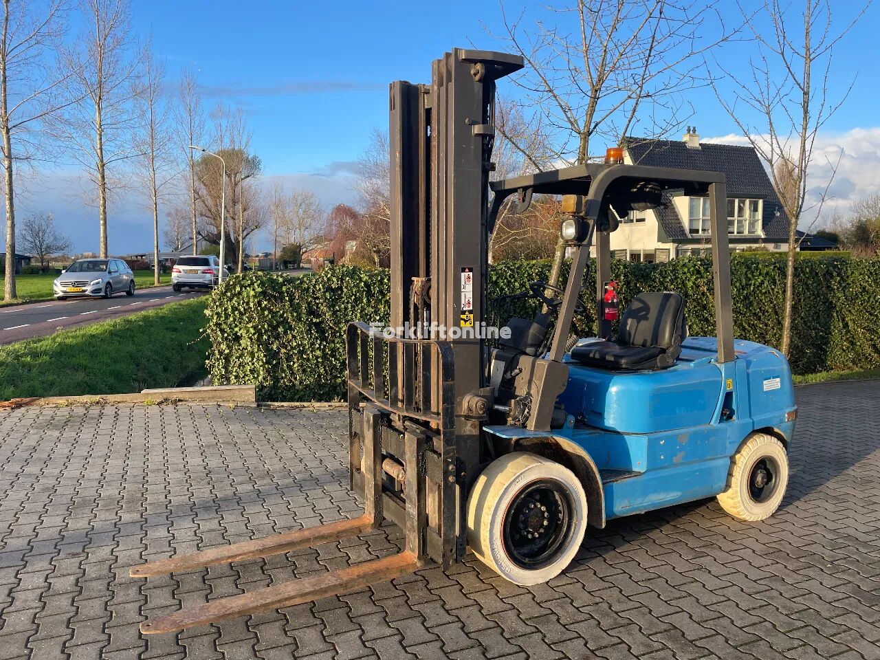 stivuitor diesel Nissan 3.5 tons diesel heftruck triplo 5.50m Hefhoogte 2000 uur