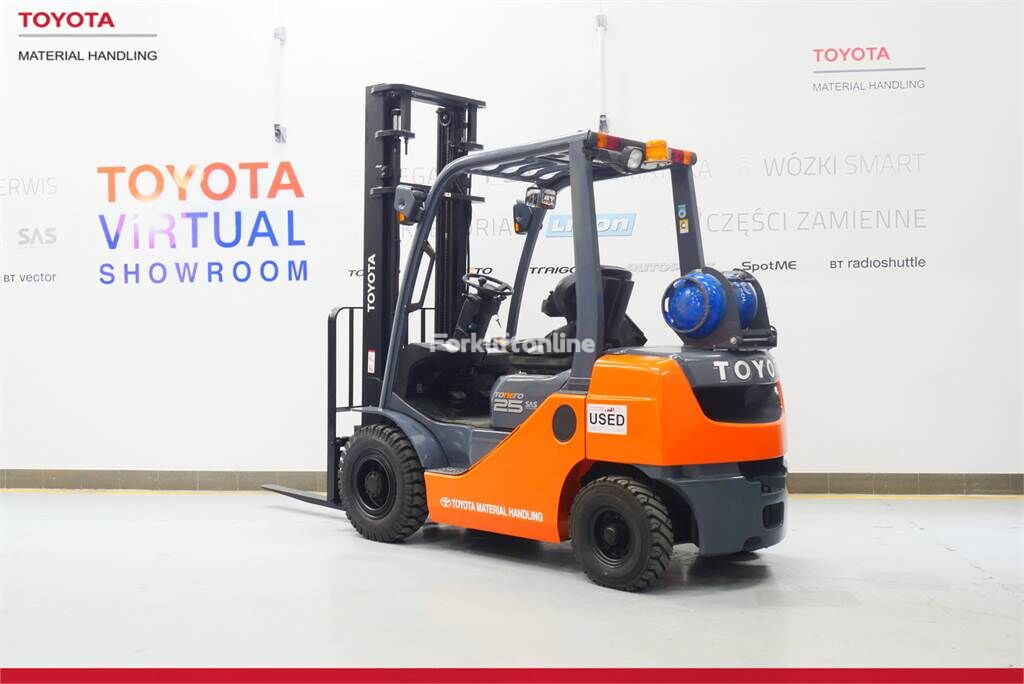 Toyota 02-8FGF25 diesel forklift