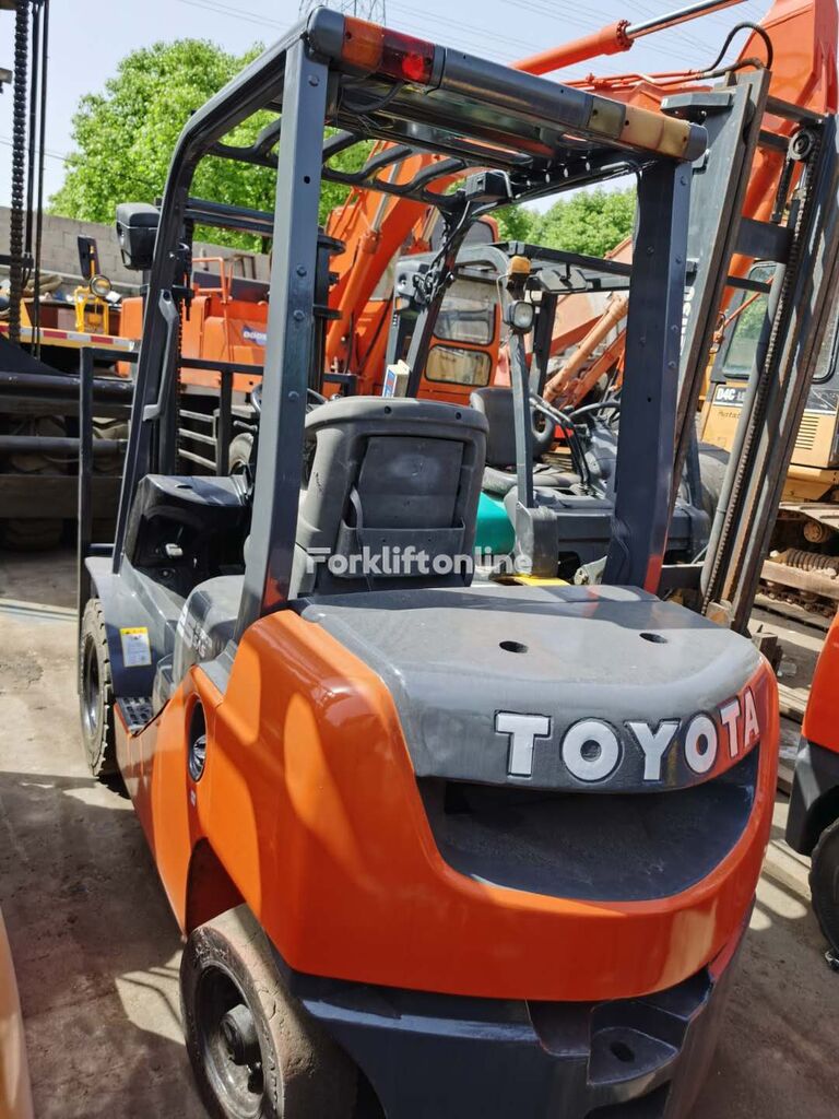 Toyota 2.5 Ton FD25 Diesel Forklift - Forkliftonline