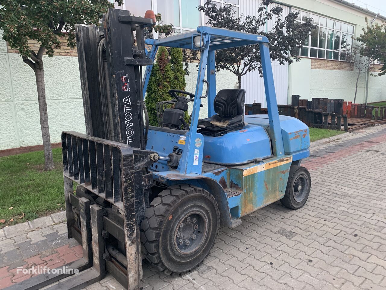 Toyota 	6FDF40 /02/      diesel forklift