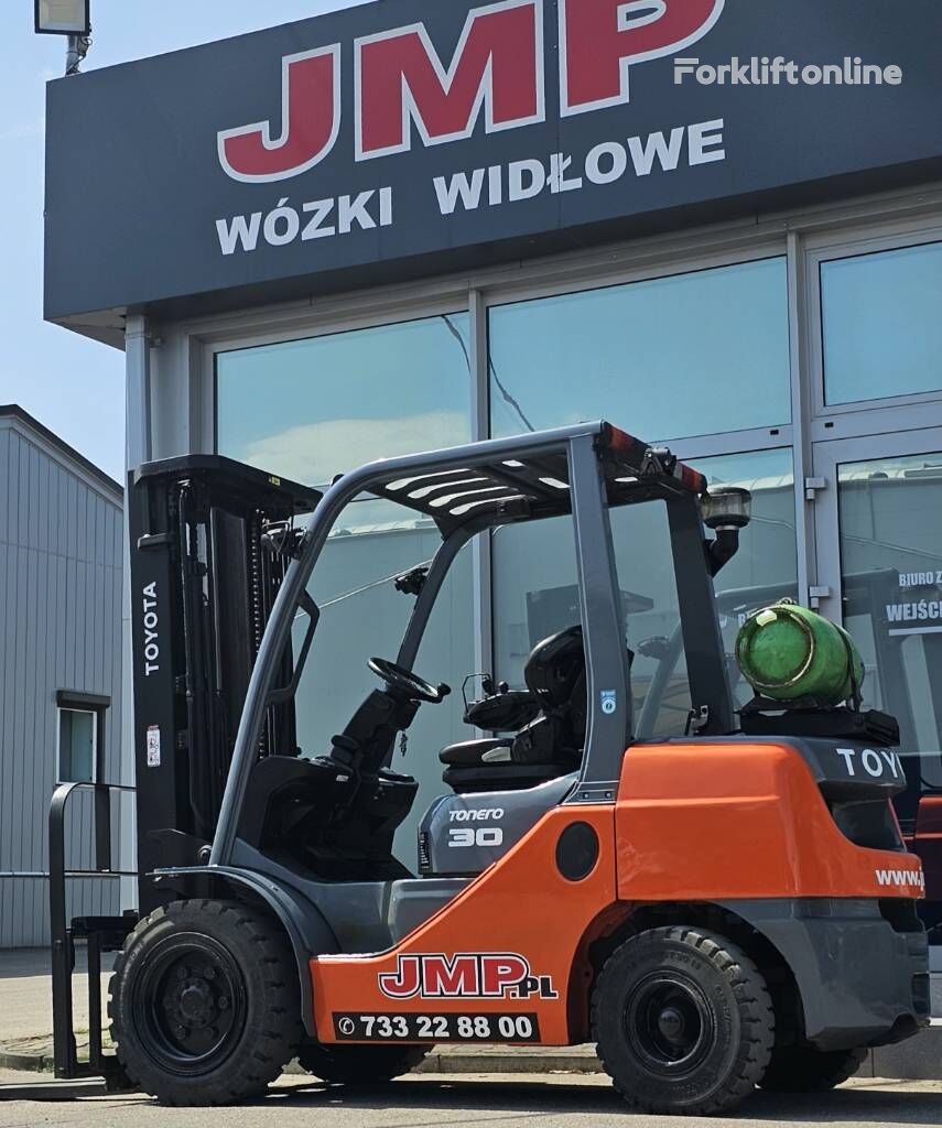 Toyota 8 FG 30 F diesel forklift