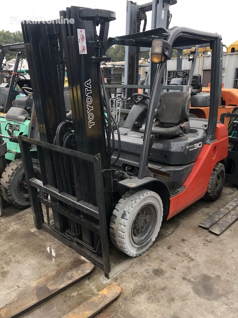 Toyota 8FD30   diesel forklift