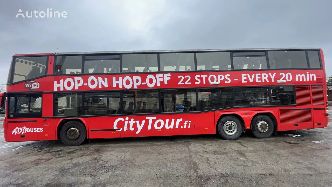 bus à impériale Neoplan N4026L Cabrio / Sightseeing