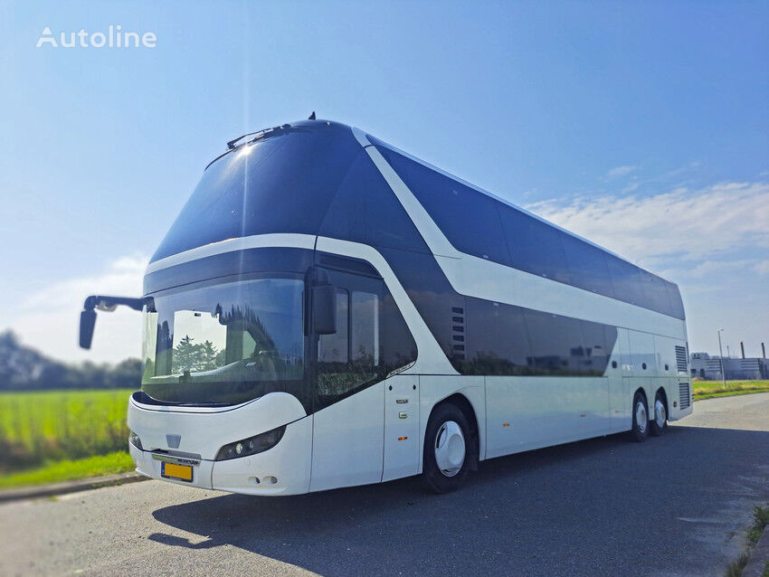 двухэтажный автобус Neoplan Skyliner L