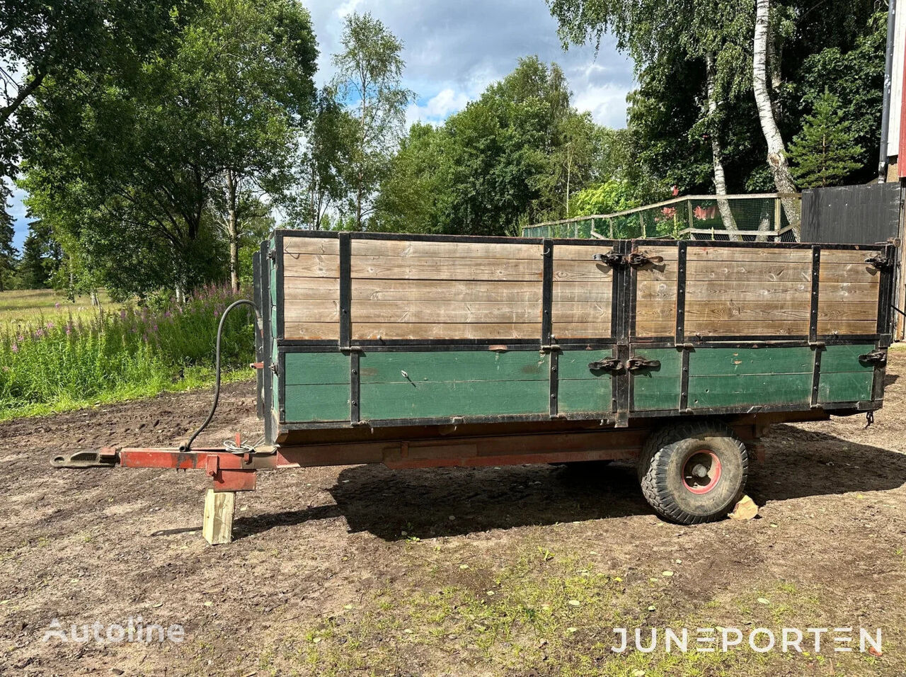 dump trailer