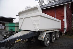 Istrail dump trailer