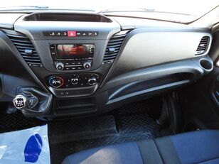 Venta de IVECO DAILY 35C16 WYWROTKA TEMPOMAT BLIŹNIACZE KOŁA KLIMATYZACJA 160K volquete < 3.5t - Imagen 37 | Autoline BO IVECO DAILY 35C16 WYWROTKA TEMPOMAT BLIŹNIACZE KOŁA KLIMATYZACJA 160K volquete < 3.5t | Imagen 37 - Autoline