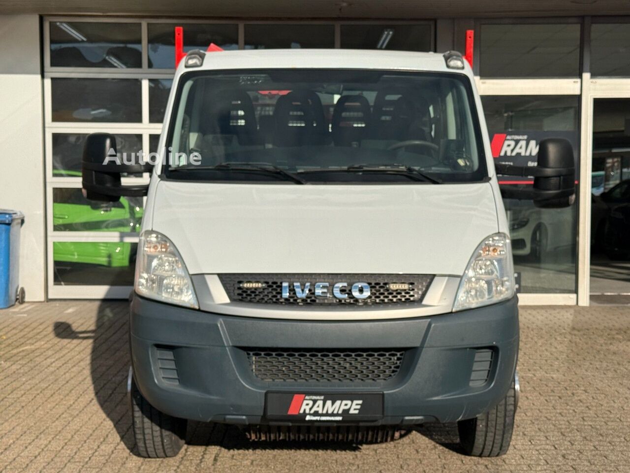 شاحنة قلابة < 3.5طن IVECO Daily 70C17 Doka Three sided M Tipper + Crane - Autoline