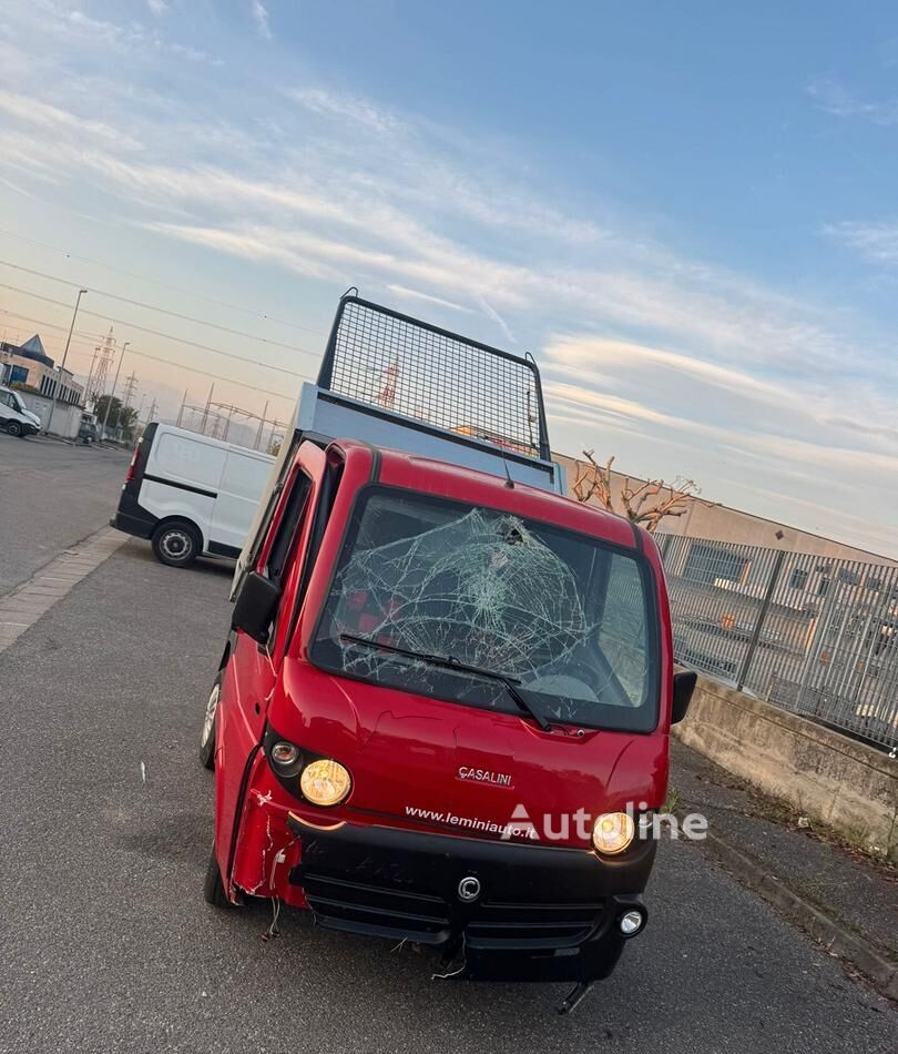 Camion-benne < 3.5t Piaggio endommagé - Autoline