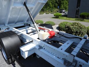 Prodaja Renault MASTER WYWROTKA PODWÓJNA KABINA DOKA 6 MIEJSC TEMPOMAT LEDY BLIŹ kamiona kipera < 3.5t - Slika 21 | Autoline RS Renault MASTER WYWROTKA PODWÓJNA KABINA DOKA 6 MIEJSC TEMPOMAT LEDY BLIŹ kamion kiper < 3.5t | Slika 21 - Autoline