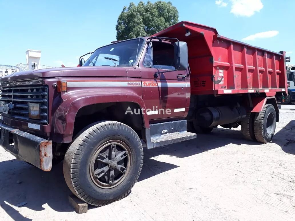 Chevrolet D14000 volquete