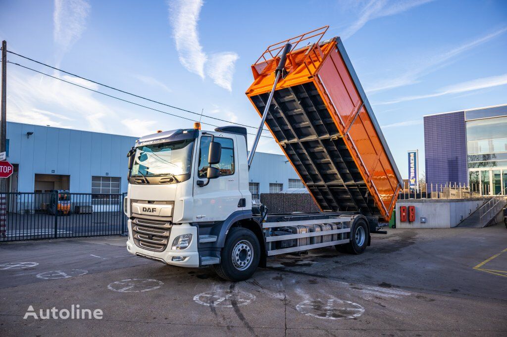 DAF CF 410-4x2 - 13 642 KM - 26m3 volquete