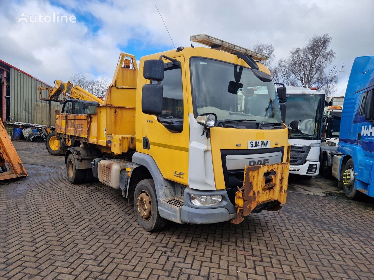 DAF LF dump truck