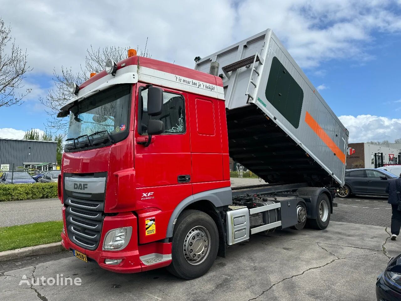 camião basculante DAF XF 460 6X2 EURO 6 + TIPPER