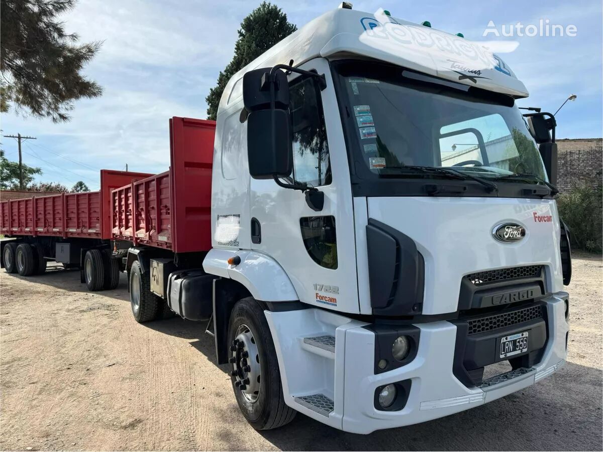 شاحنة قلابة Ford Cargo 1722