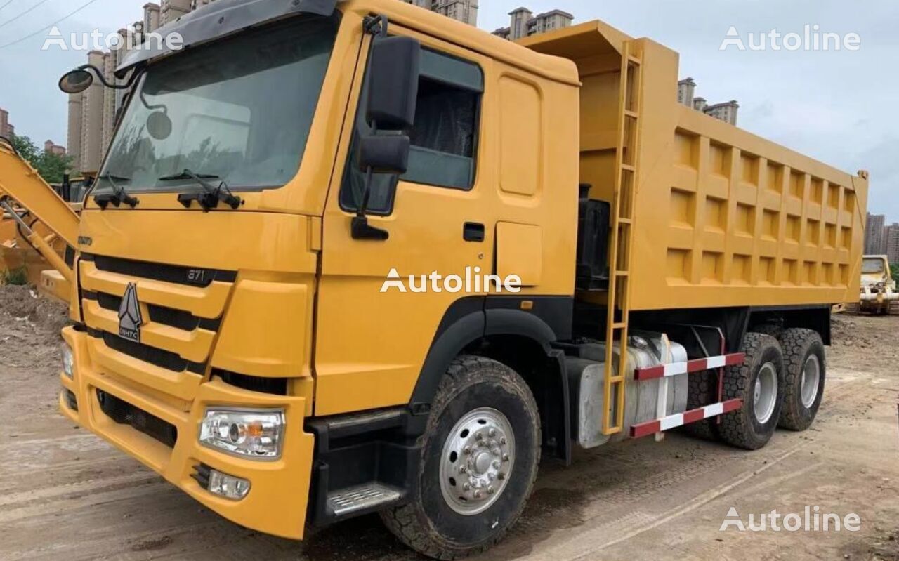 camion-benne Howo 371