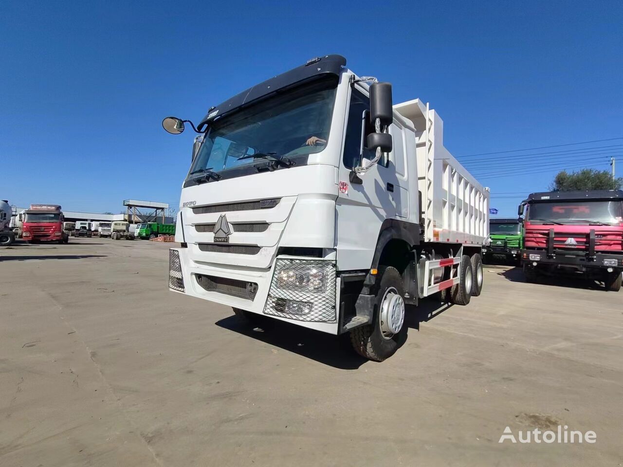 camion-benne Howo 375