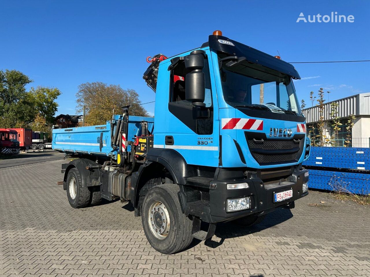 IVECO AD190T330 / 4x4 / Meiller / Fassi 120 + Funk kippiauto