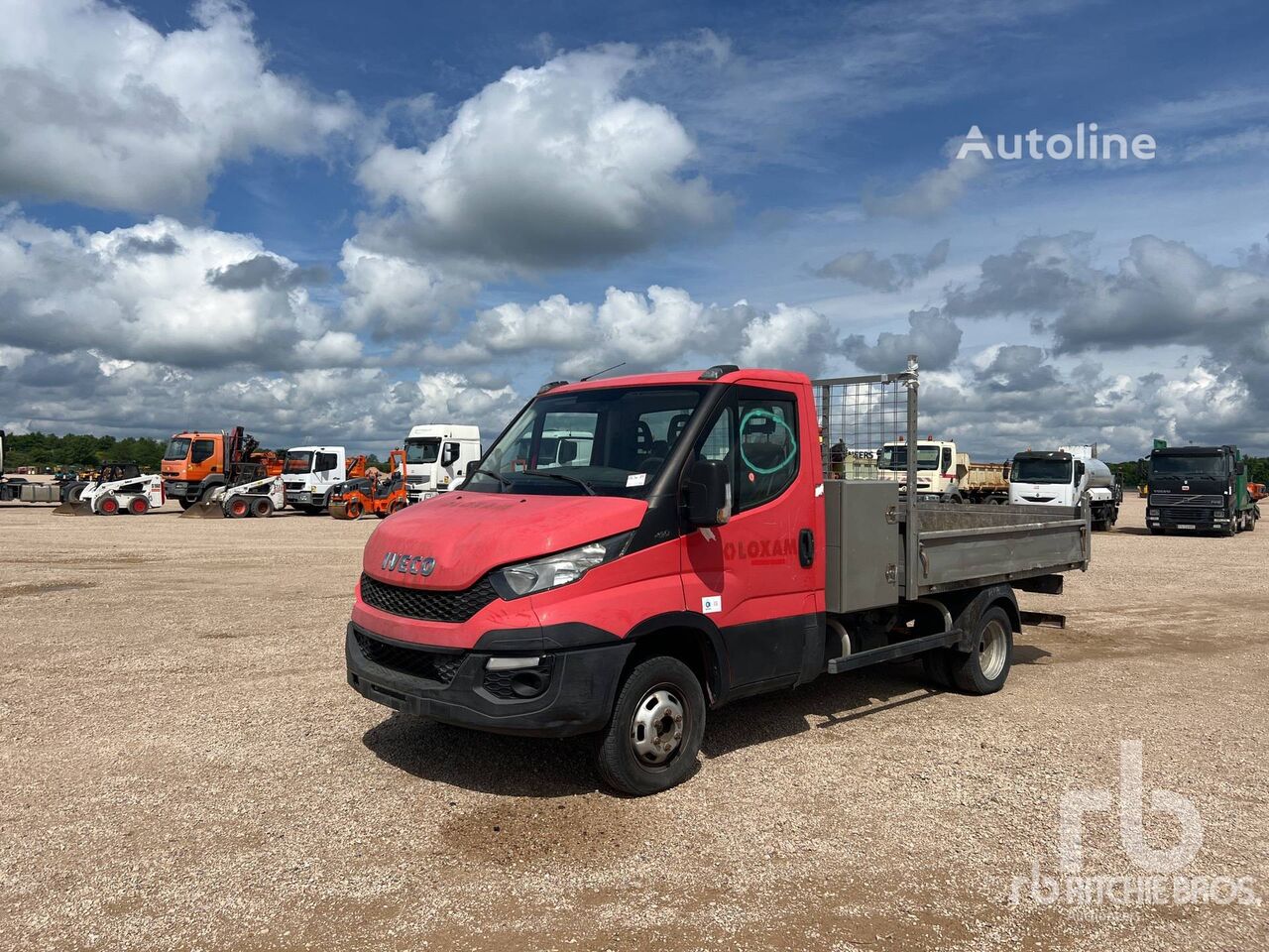 Camion-benne IVECO Camion Benne (Inoperable) à vendre | Autoline CI Camion-benne IVECO Camion Benne (Inoperable) - Autoline