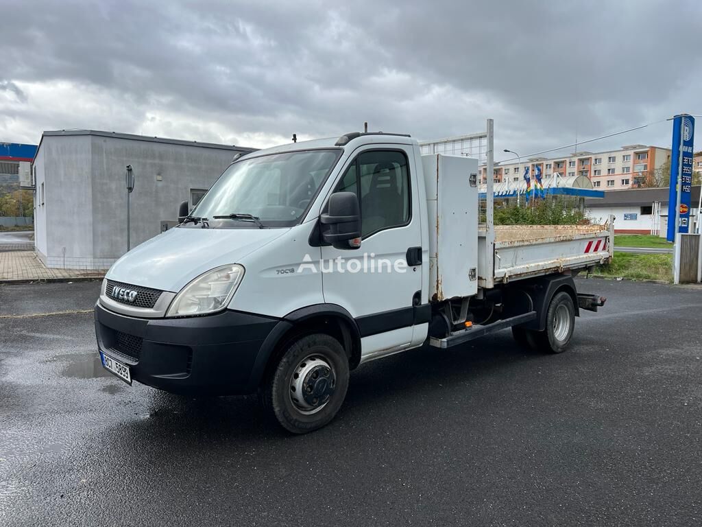 IVECO DAILY 70C180  dump truck