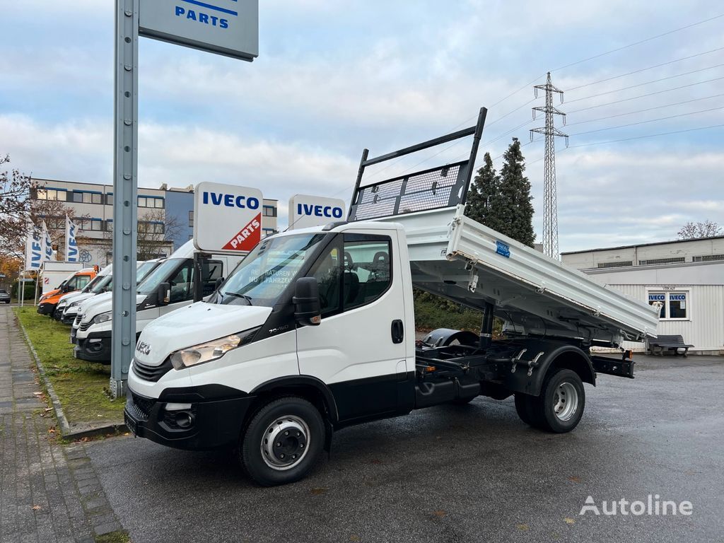 덤프 트럭 IVECO Daily 70 C 18