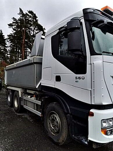 самосвал IVECO STRALIS 560 *6x4 *RETARDER *EURO 5 *ONLY 195tkm