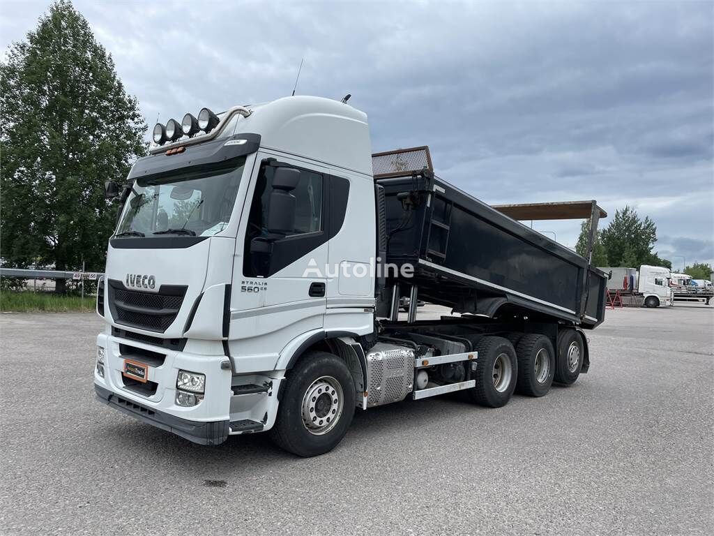 IVECO STRALIS 560 8x4 billenős teherautó