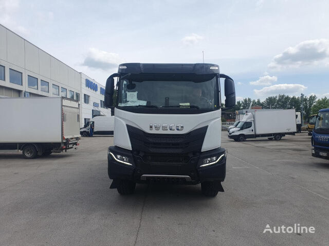 کامیون کمپرسی IVECO T-Way AD380T45